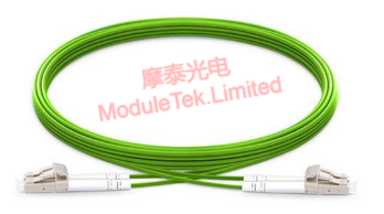 can identify the OM5 fiber through the color of the fiber
